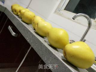 雪梨罐头（新）的做法步骤：1