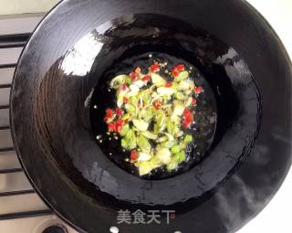 包菜炒粉丝的做法步骤：2