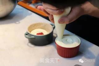 【星曜堂】你一定会掌握的一款法式西点——覆盆子舒芙蕾的做法步骤：8