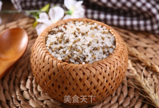 白金荞米蒸饭的做法步骤：1