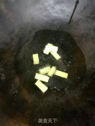 花菜炒腊肉的做法步骤：4