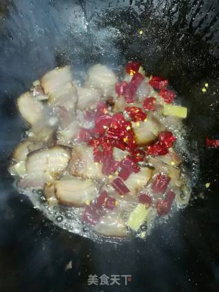 花菜炒腊肉的做法步骤：6