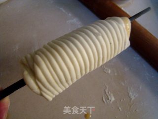 贝壳花卷的做法步骤：7