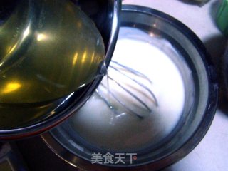 KITTY猫酸奶慕斯蛋糕的做法步骤：5