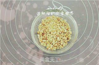 蜜豆花生香酥包，特色另类面包的做法步骤：1