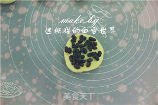 蜜豆花生香酥包，特色另类面包的做法步骤：11