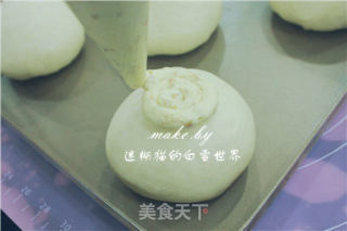 蜜豆花生香酥包，特色另类面包的做法步骤：14