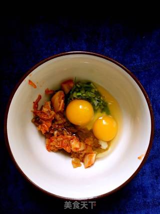 韩式辣白菜煎饼的做法步骤：1