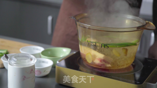 上海本帮红烧肉的做法步骤：1