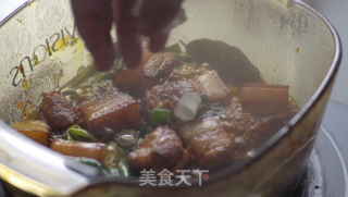 上海本帮红烧肉的做法步骤：5