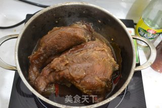 卤牛肉的做法步骤：5