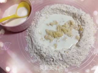 培根肉松面包&蔓越莓火腿肠面包的做法步骤：4