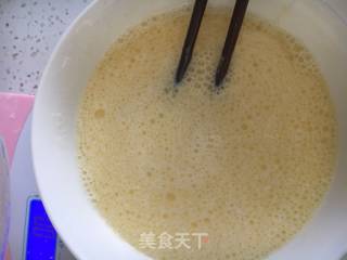 豆沙馅儿奶香蜂蜜麻花的做法步骤：8