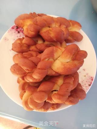 豆沙馅儿奶香蜂蜜麻花的做法步骤：19