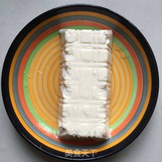 蟹黄豆腐的做法步骤：2