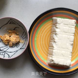 蟹黄豆腐的做法步骤：3