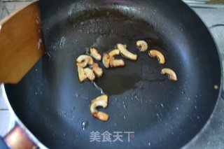 家常小炒の西芹炒肉的做法步骤：5