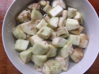 茄鲞的做法步骤：3
