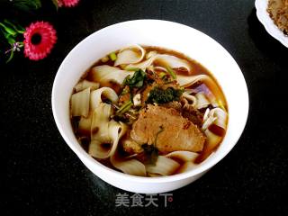 牛肉臊子面的做法步骤：8