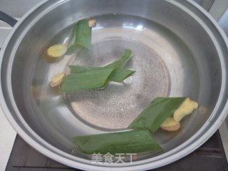 白菜鲫鱼汤的做法步骤：4