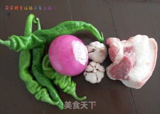 回锅肉的做法步骤：1