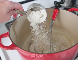 辣味香肠比萨的做法步骤：9