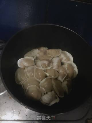 生煎速冻饺子的做法步骤：3