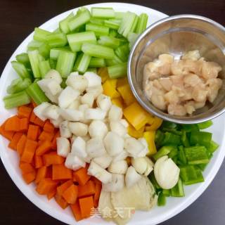 鲜蔬鸡丁的做法步骤：2