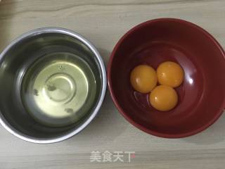 电饭煲蛋糕的做法步骤：2
