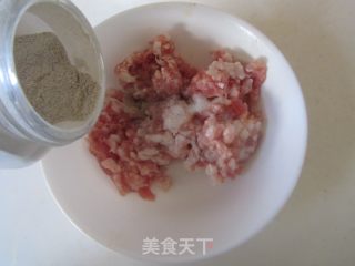水晶萝卜卷的做法步骤：2