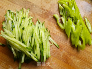 凉拌金针菇的做法步骤：3