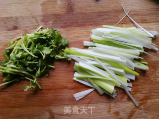 凉拌金针菇的做法步骤：4