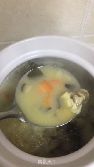 砂锅鲫鱼汤的做法步骤：3