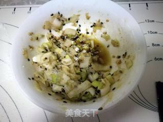 简易版葱花手抓饼的做法步骤：2