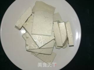 蒜香辣豆腐的做法步骤：1