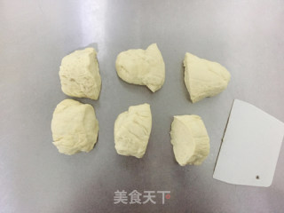【香葱小面包】一款咸味面包的做法步骤：5