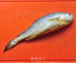 红果家菜谱之开胃番茄鱼锅的做法步骤：1