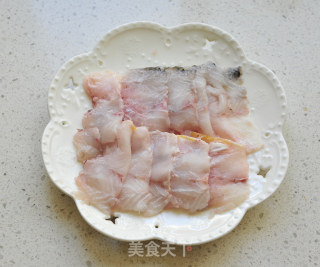 红果家菜谱之开胃番茄鱼锅的做法步骤：2