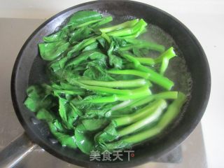 白灼蚝油菜芯的做法步骤：4