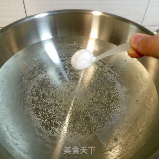 姜葱捞面的做法步骤：3
