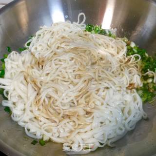 姜葱捞面的做法步骤：11