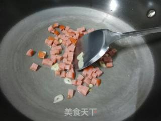 西芹杏鲍菇炒火腿粒的做法步骤：6
