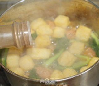 咖喱牛肉丸油豆腐粉汤的做法步骤：10