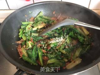 豆豉鲮鱼油麦菜的做法步骤：10