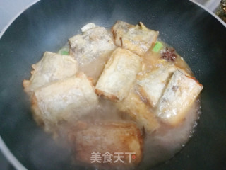 烧带鱼的做法步骤：7