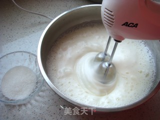 菠菜戚风蛋糕【6+8寸】的做法步骤：10