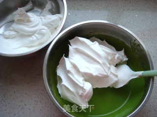 菠菜戚风蛋糕【6+8寸】的做法步骤：13