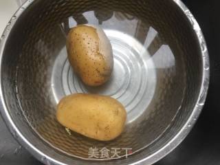 烤土豆皮的做法步骤：1