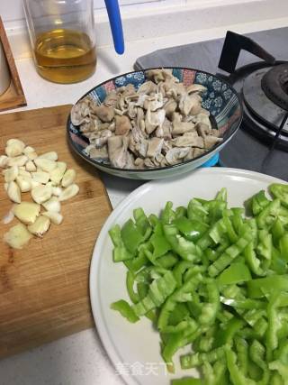 熘肥肠的做法步骤：1