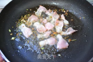 上班族的快手午餐-培根炒米粉的做法步骤：5